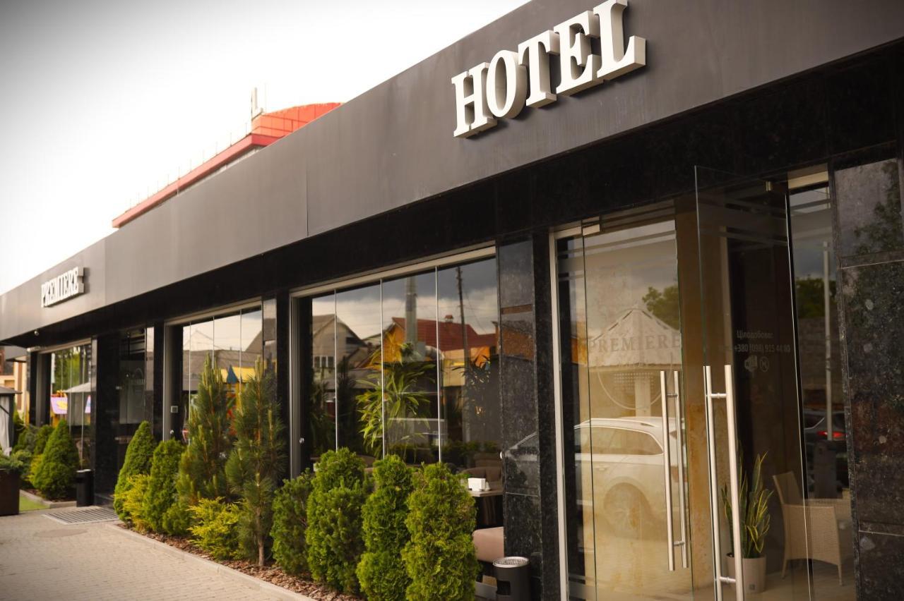 Premiere Hotel Khust Exterior foto